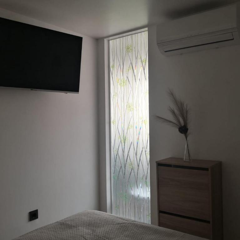 Blue Ocean Apartments - One-Bedroom Apartment - 10