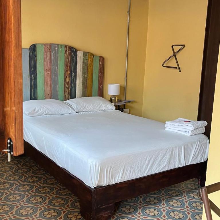 Hostal Casa Astromelia - Double Room - 1