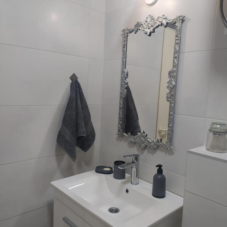 ALEA Studio Apartment&Garage in the Heart of Sarajevo - Studio Apartment - 7