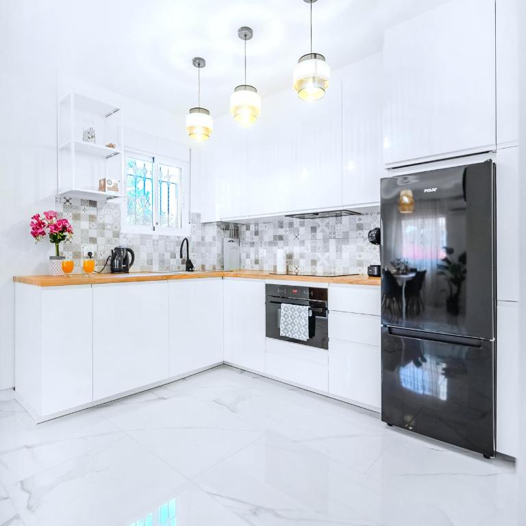 Casa Mario, La Zenia Boulevard area,fantastic 2 bedrooms, 2 bathrooms house with communal swimming pool and barbecue - Apartamento de 2 dormitorios - 3