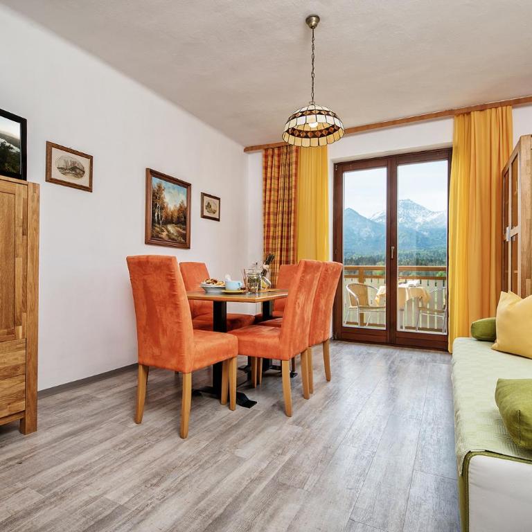 Ferienwohnungen Theresienhof - Apartment mit 2 Schlafzimmern und Balkon - 4