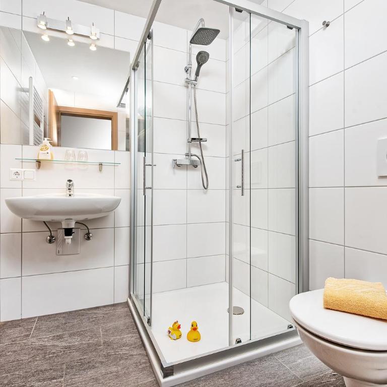 Ferienwohnungen Theresienhof - Apartment mit 2 Schlafzimmern und Balkon - 6
