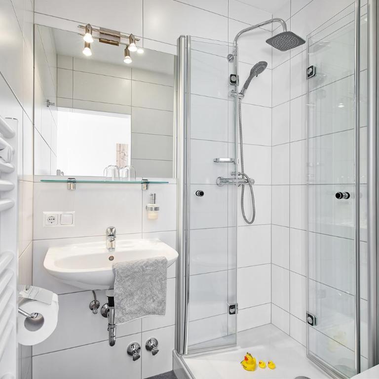 Ferienwohnungen Theresienhof - Großes Apartment mit 1 Schlafzimmer - 3