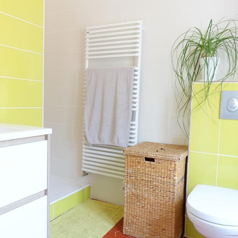 Grande maison de village 200 m2 calme tout confort - Maison 4 Chambres - 16