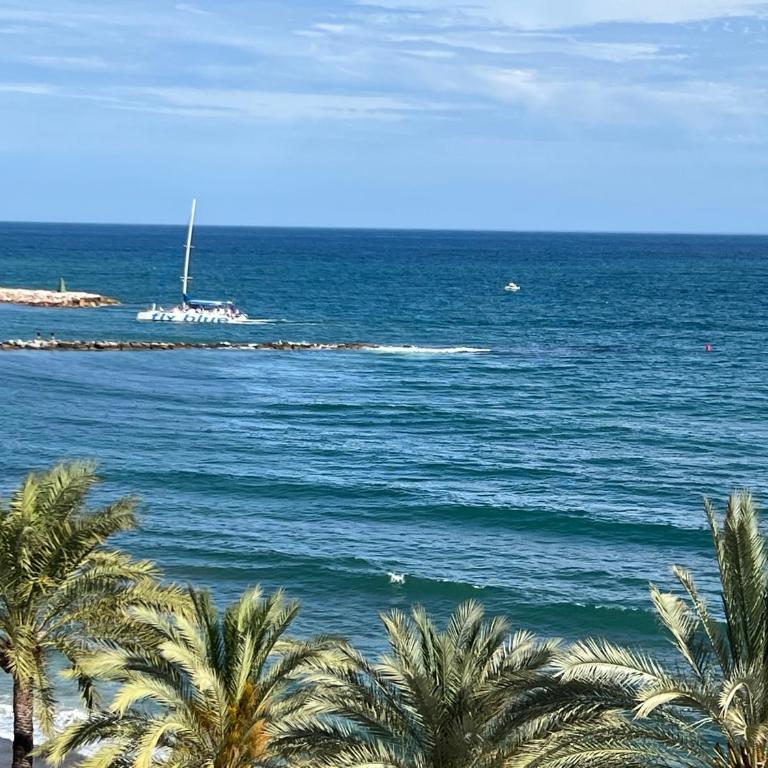 Las Palmas 6 - Apartamento de 2 dormitorios con terraza y vistas al mar - 1