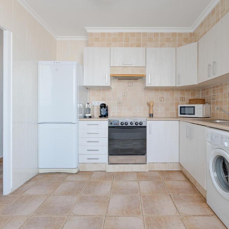Primera línea playa Denia - Apartamento de 3 dormitorios - 8