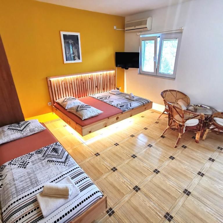 Durakovic Apartments - Studio with Mountain View - 1