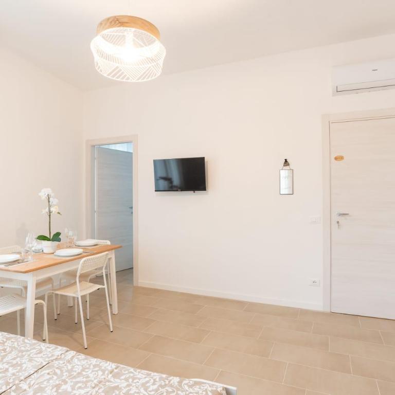 Mentana Guest House - Camera Quadrupla con Bagno Privato - 10