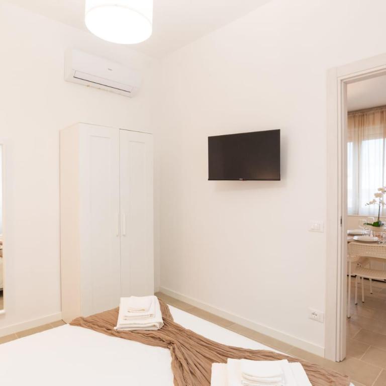 Mentana Guest House - Camera Quadrupla con Bagno Privato - 11