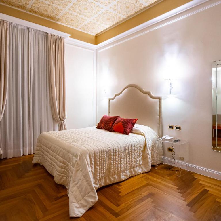 Boutique Hotel Puccini - Camera Matrimoniale Deluxe - 2
