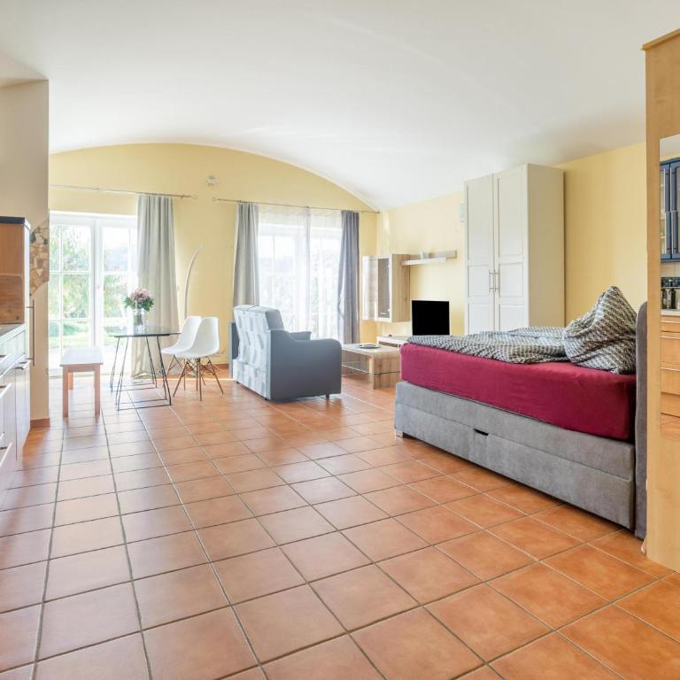 Ferienwohnungen und Appartements im idyllischen Vierkanthof, Gruppenurlaube - Appartamento con 1 Camera da Letto, Balcone e Vista Montagna - 5