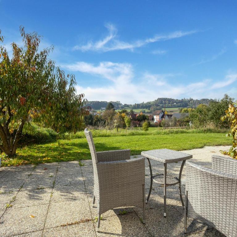 Ferienwohnungen und Appartements im idyllischen Vierkanthof, Gruppenurlaube - Appartamento con 1 Camera da Letto, Balcone e Vista Montagna - 3