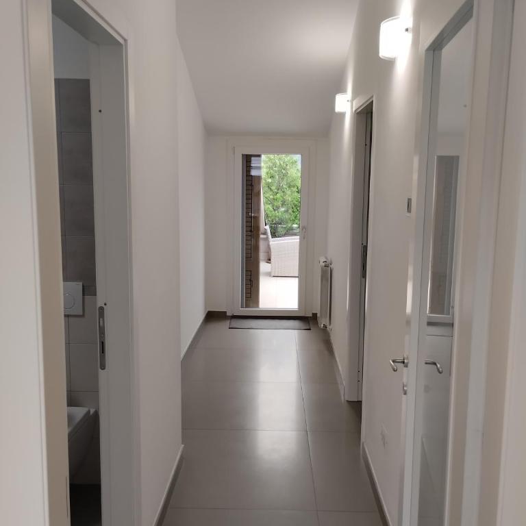 Bellini's House - Two-Bedroom Apartment with Terrace - 13