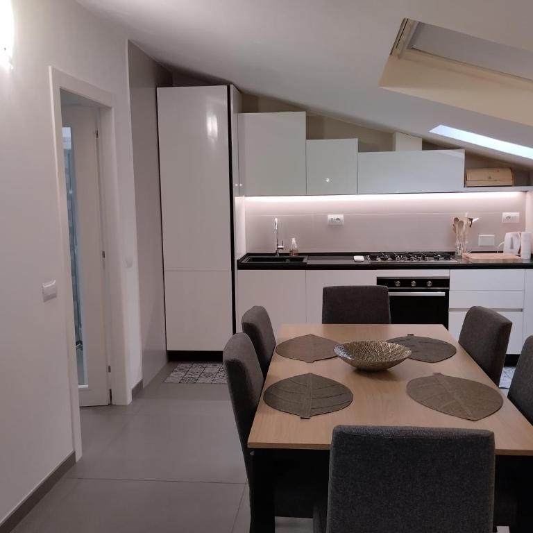 Bellini's House - Two-Bedroom Apartment with Terrace - 16