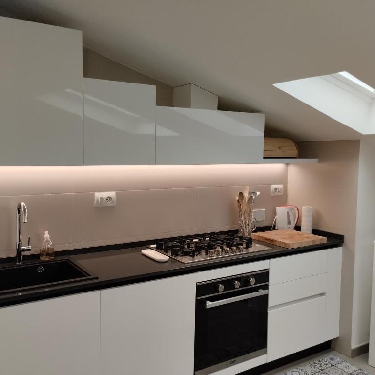 Bellini's House - Two-Bedroom Apartment with Terrace - 23