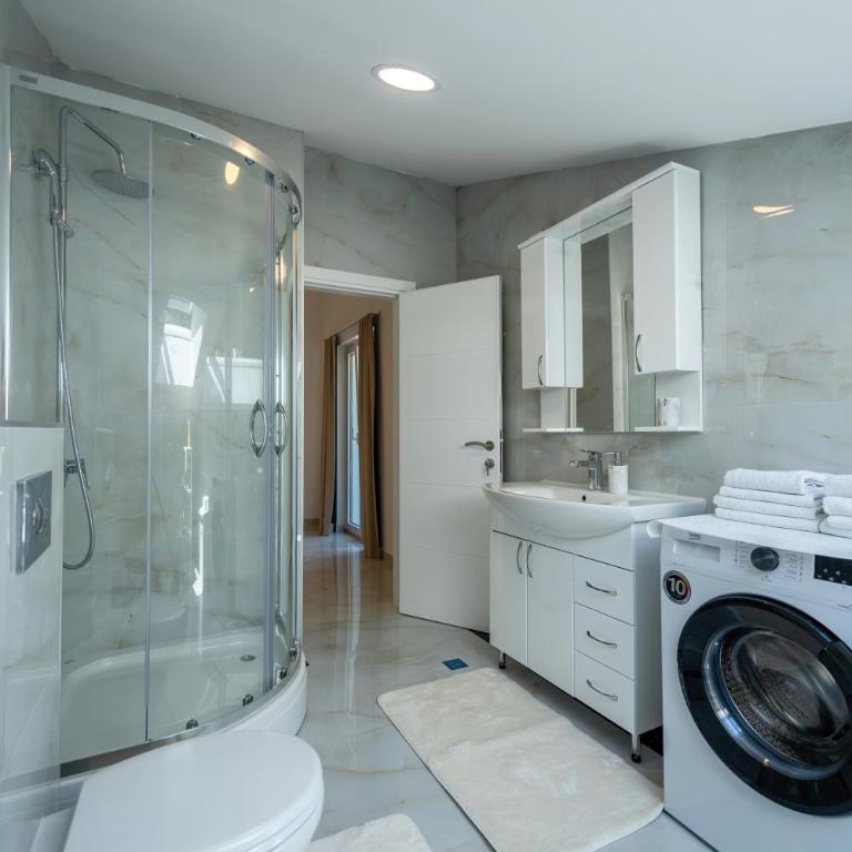 The Golden Luxury Apartments - Deluks Apartman Tipa "Suite" s Terasom i Pogledom na More - 14