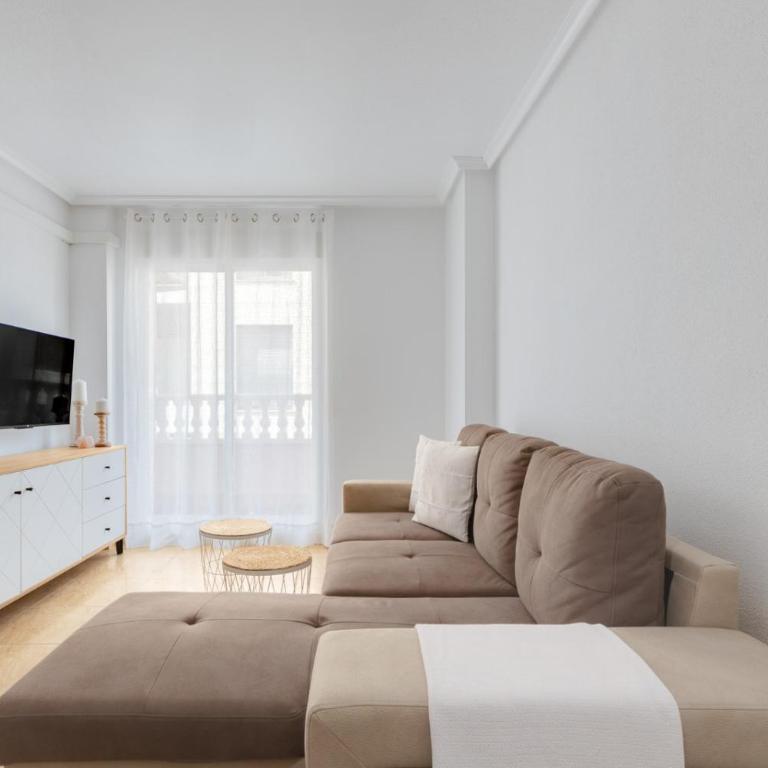 Del Mar - Two-Bedroom Apartment - 6