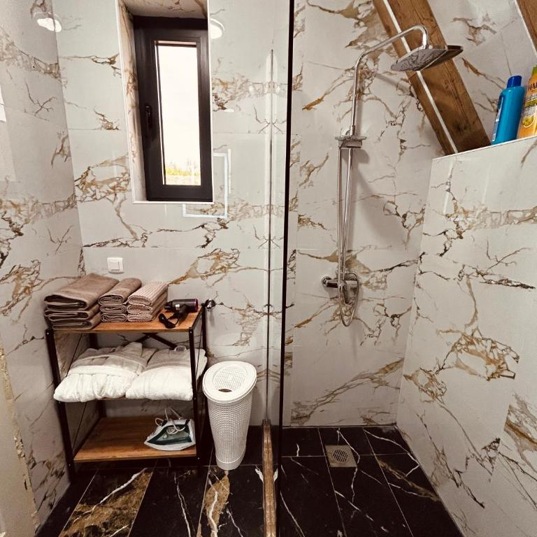 Runolist Chalet - Three-Bedroom House - 43