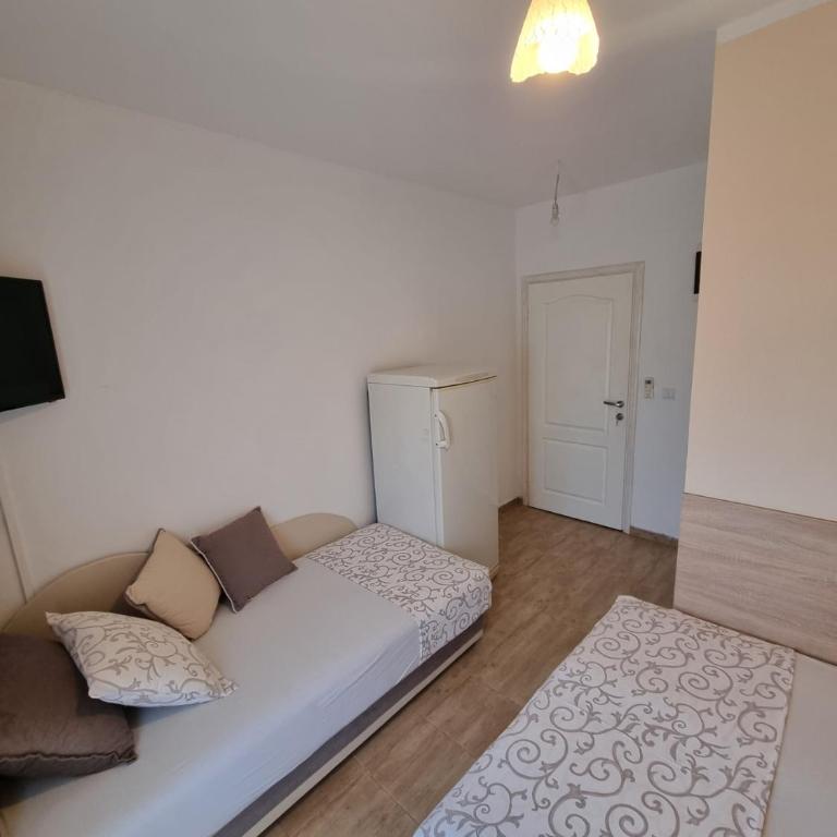 DMD Apartments - Klasična Trokrevetna Soba - 1