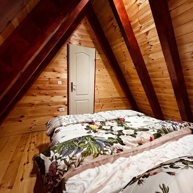 Runolist Chalet - Three-Bedroom House - 29