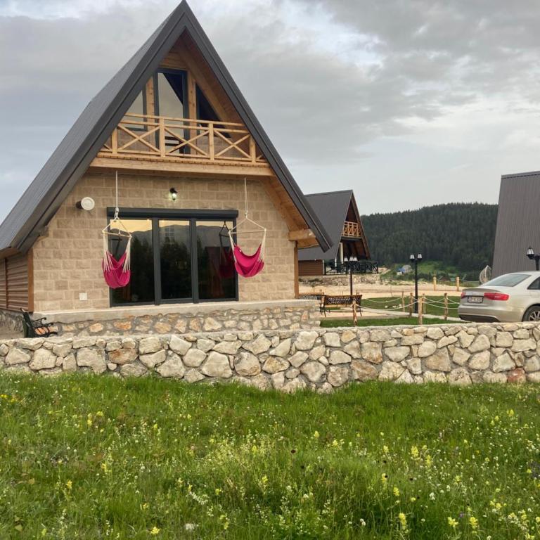 Runolist Chalet - Three-Bedroom House - 2