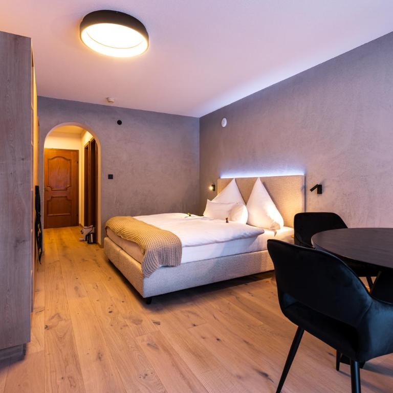 Quality Hosts Arlberg - AFOCH FEI - das Landhaus I SOMMERKARTE PREMIUM - Apartment mit Balkon - 33