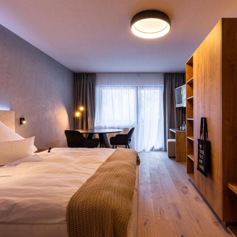 Quality Hosts Arlberg - AFOCH FEI - das Landhaus I SOMMERKARTE PREMIUM - Apartment mit Balkon - 37