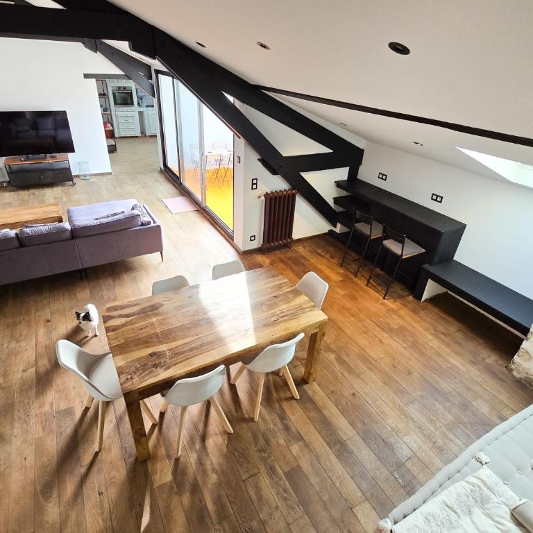 140m2 terrasse avec vue, 3 chambres, centre-ville - Appartement 3 Chambres - 15