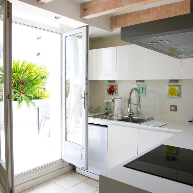 Duplex climatisé avec terrasse vue mer au pied de la plage - Appartement 3 Chambres - 22