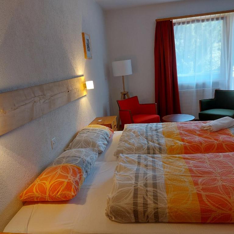 B&B Hotel Alpenrösli - Deluxe Doppelzimmer mit Balkon - 4