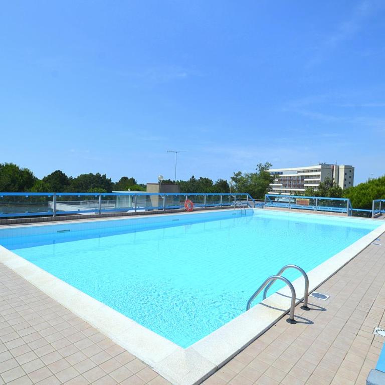 Gemini - Two-Bedroom Apartment - 7