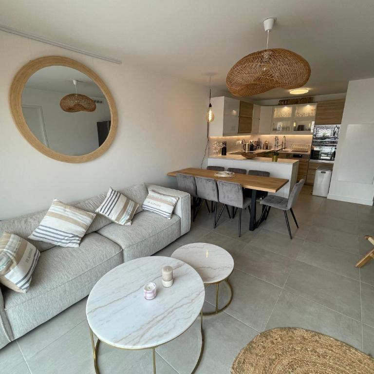 Superbe appart neuf centre ville 6 personnes calme avec jardin - Apartment mit 3 Schlafzimmern - 18