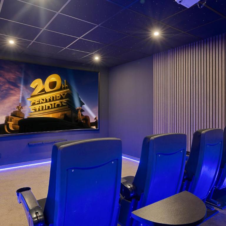 ViVi Homes - Villa Yara Pool, Sauna, Jacuzzi & Cinema - Villa con piscina privada - 6