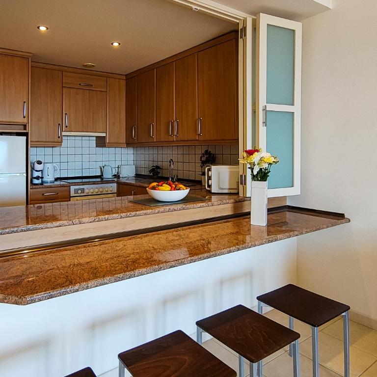 Top Floor Best Ocean View - Swimming pool - Apartamento de 2 dormitorios con terraza y vistas al mar - 13