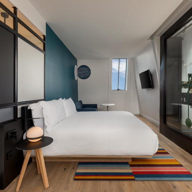 Aloft by Marriott Dijon - Suite Aloft avec Lit King-Size, Canapé-Lit et Vue sur Ville - accès au SPA inclus - 4