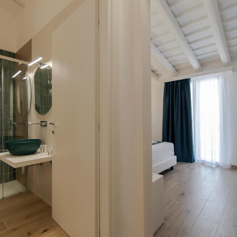 Room 86 - Camera Matrimoniale con Balcone - 3