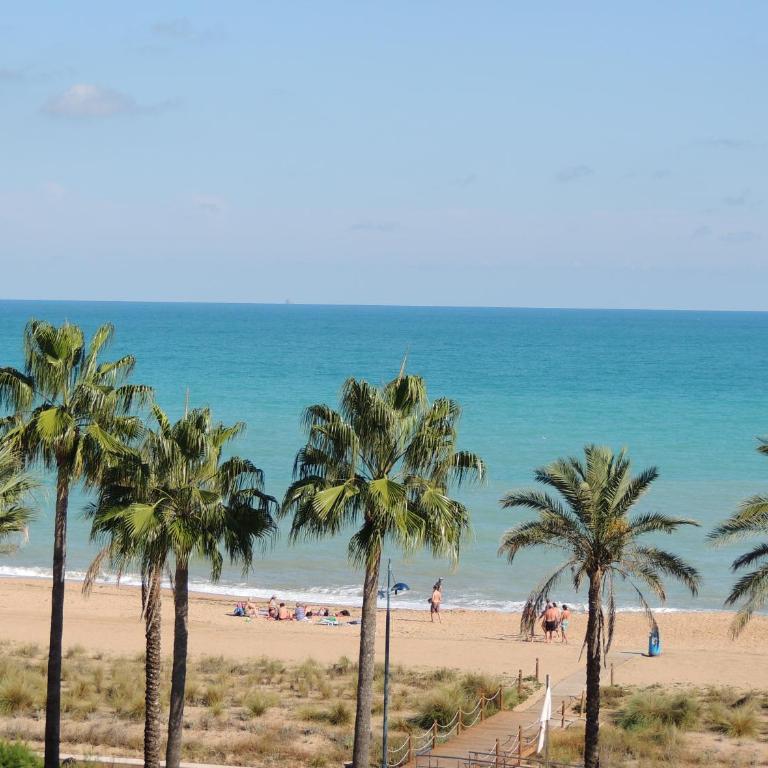 Frente a playa de arena - Apartamento - 2
