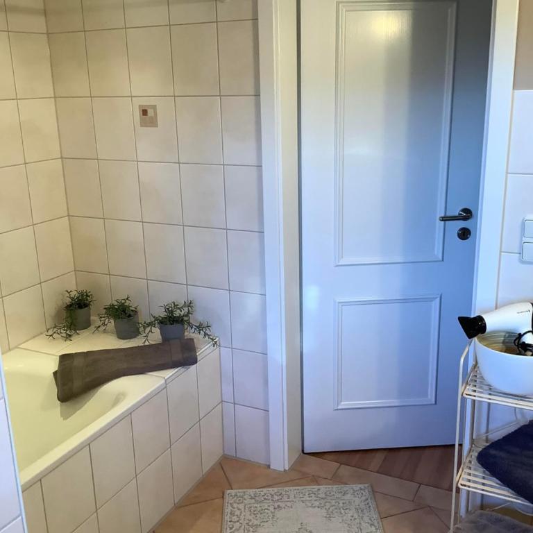 Der Sonnenhof - Ferienwohnungen - Appartamento con 1 Camera da letto con doccia - 9