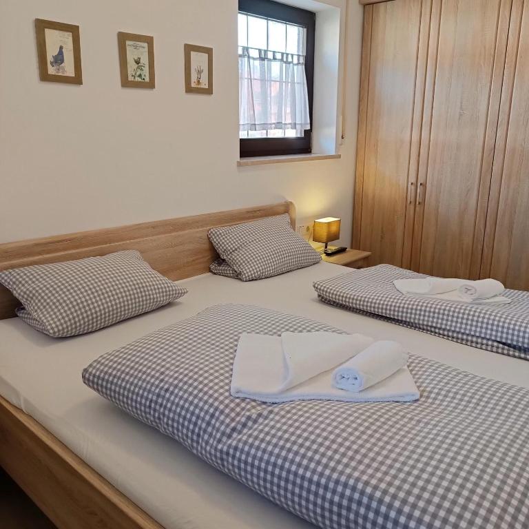 Der Sonnenhof - Ferienwohnungen - Appartamento con doccia - 8