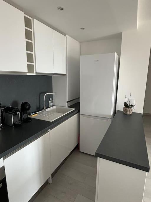 Appartement tout confort & Parking - Appartement 2 Chambres - 18