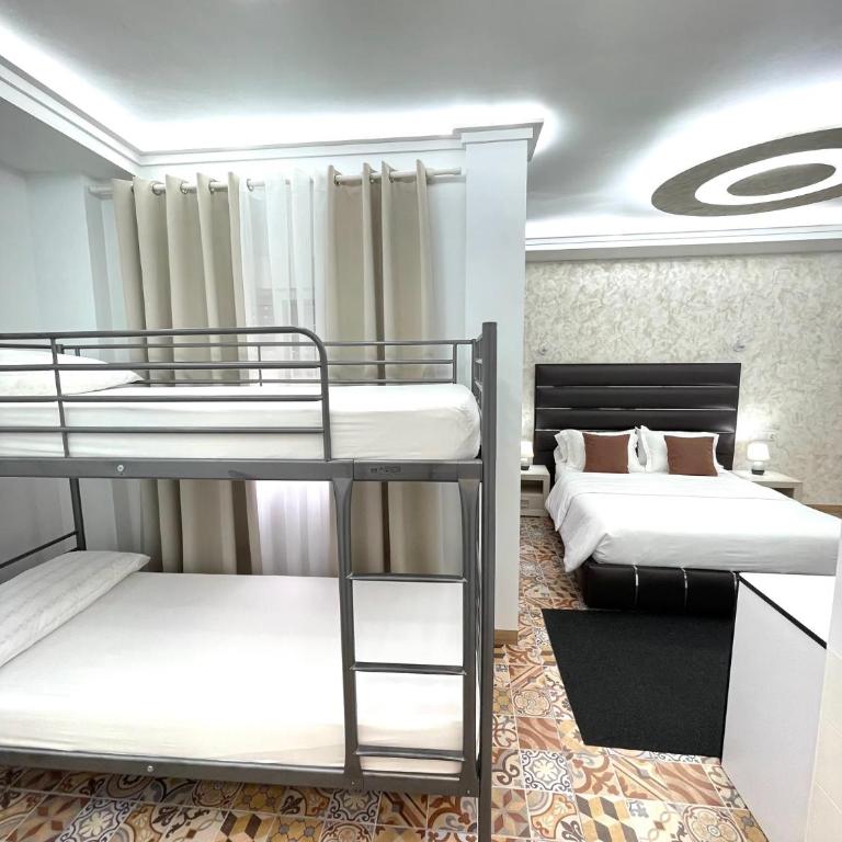 Hotel Boutique Galeon - Habitación Familiar Deluxe - 3