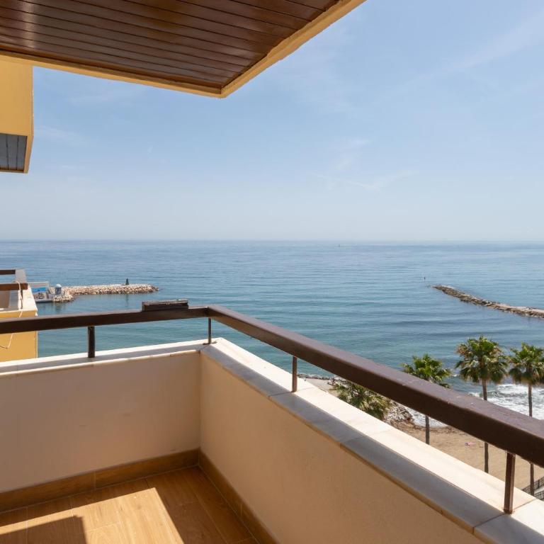 Dream penthouse in marbella center with sea views - Two-Bedroom Deluxe Apartment with Harbour View - 7