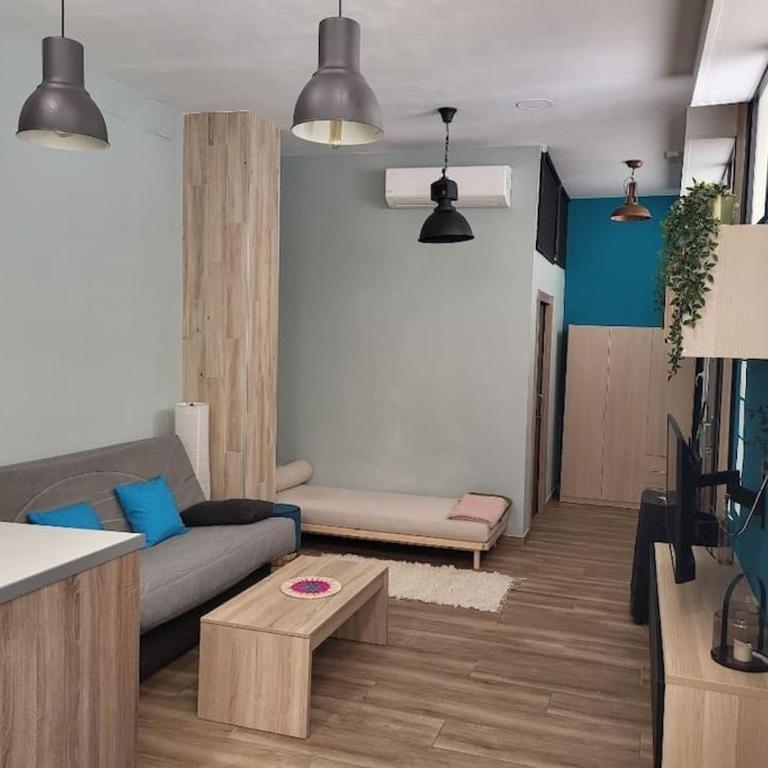 Loft studio Malaga gare de trains et plage - Apartamento de 1 dormitorio - 5