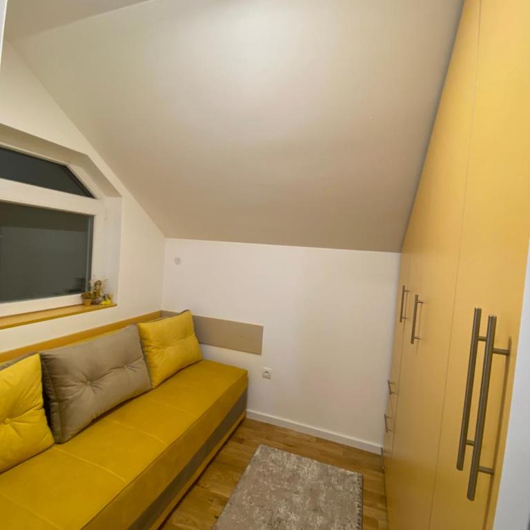 Rtanj - One-Bedroom Apartment with Terrace - 9
