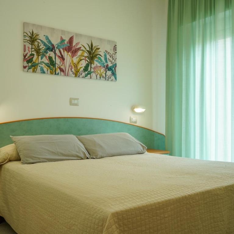 Piccolo Hotel - Camera Matrimoniale - 1