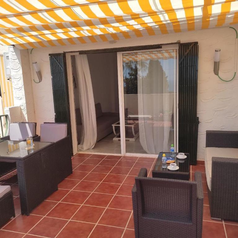 2 Bedrooms Sea View Apartment in Calahonda - Apartamento de 2 dormitorios con vistas al mar - 11