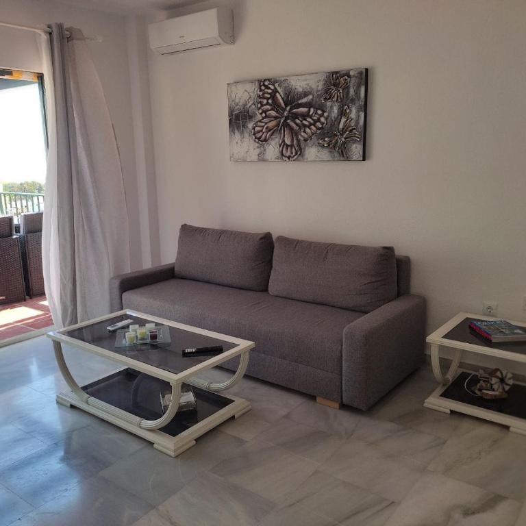 2 Bedrooms Sea View Apartment in Calahonda - Apartamento de 2 dormitorios con vistas al mar - 18