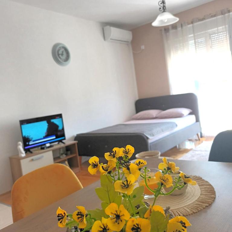 Lucky Charm studio apartment - Studio - 9