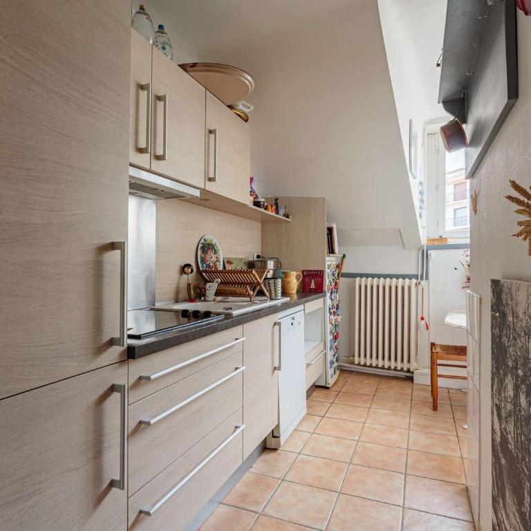 Grand appartement central à Biarritz - FR-1-3-598 - Appartamento - 8