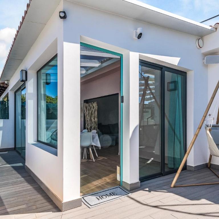 La Casa Blanca a smart and sunny,3 bedrooms house - Three-Bedroom Villa - 3